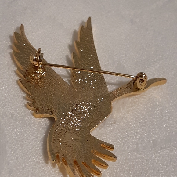 VTG swan Brooche, With Rhinestones And Glitter Finish, Gold Tone With Red Stone - Picture 8 of 8